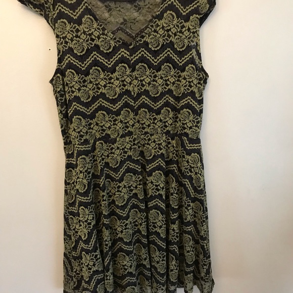 Joe BoxerDress - Picture 3 of 8